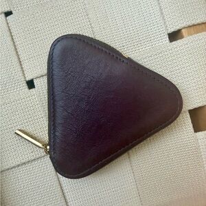 Cuyana Burgundy small leather good